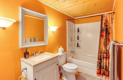 Water Valley Casa | Cozy Water Valley Home w/ Yard & Fire Pit!