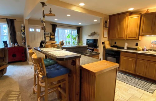 Tall Timbers Casa | Cozy home in idyllic Tall Timbers just a short walk to the Potomac River!