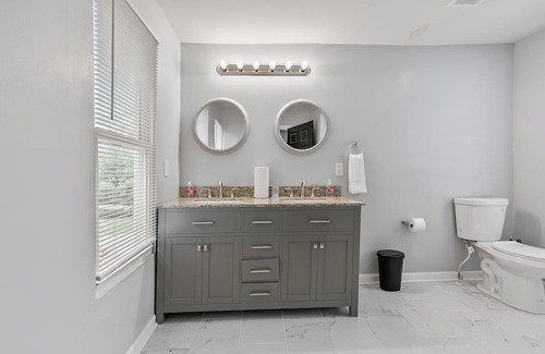 Woodbourne-McCabe Casa | Luxury Stay on Woodbourne