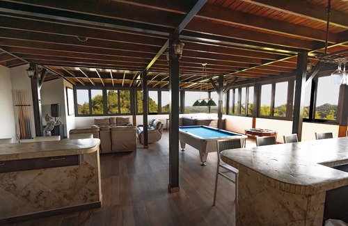 Vega Alta Casa | Entire Place W/Private Bar, Jacuzzi, Pool table & Scenic View.
