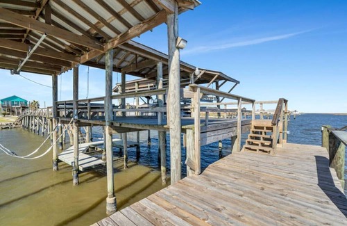 Lake Catherine Casa | Lake Catherine Family Ready Home | Private Pier