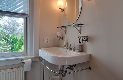 Top of the Hill Casa | ~ Exquisite Designer Home in Tranquil Tree-lined Neighborhood ~