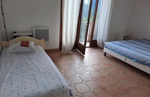 Castellar Casa | Location Vacance Entre Montagne et mer