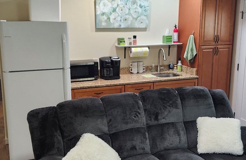 Lecanto Casa | Quiet 1 bedroom close to everything but off the main road. Pet friendly.