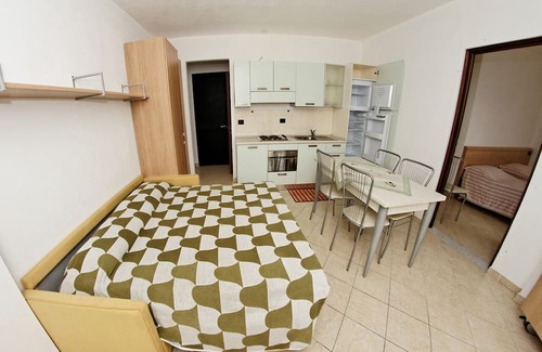 Casanova Lerrone Apartamento | Agriturismo Borgo Ameno Trilocale 6 Pax Cx6