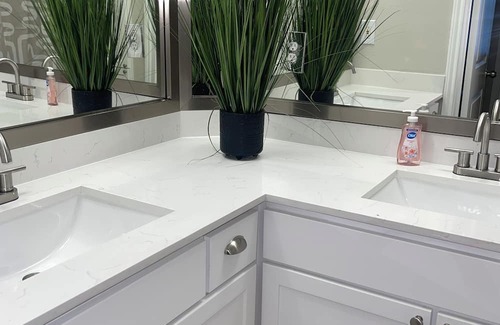 Midtown Apartamento | Emerald Gem N Midtown! 8 minutes from everything in downtown/midtown houston!