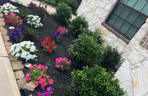 Manvel Casa | 4 Bedroom 2 Story in Del Bello Lakes 20 Minute Drive to Houston Medical Center