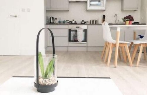 Fleet Apartamento | Zenith @ Fleet Heights - Apartment Three