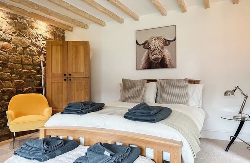 Alfreton Cabaña | 1 bedroom accommodation in Shirland, near Alfreton