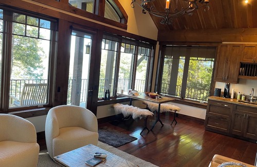 Whitefish Casa | Beautiful Secluded well built home 12 min from town and 30 min from Glacier NP