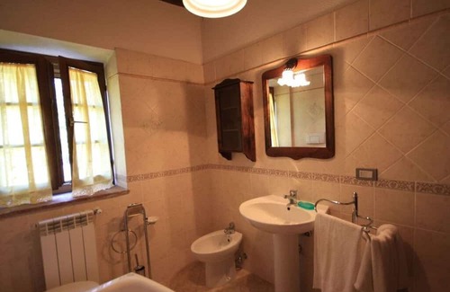 Montorsaio Casa | La Fornace Comfortable holiday residence