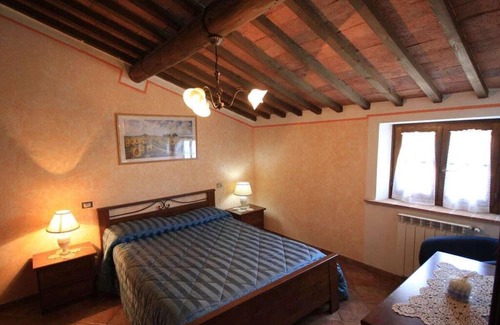 Montorsaio Casa | La Fornace Comfortable holiday residence