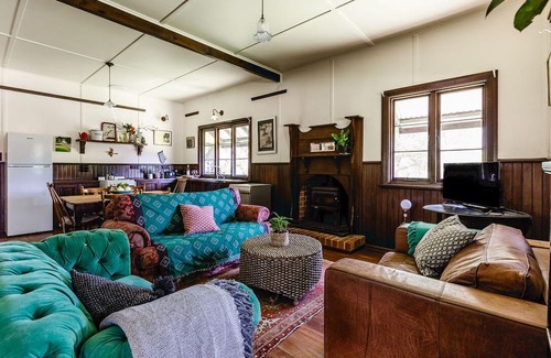Rosa Brook Cabaña | Charming & elegant original farm cottage set on a private small farm