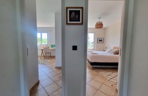 Saint-Cannat Villa | Villa Garrigo L'instant Provence 4ch Piscine Clim / 20mins D'aix-en-provence
