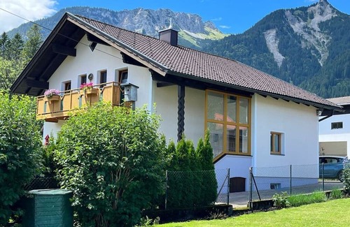 Hoefen Casa | "Haus Berta" 2-4P. Comfortable holiday residence