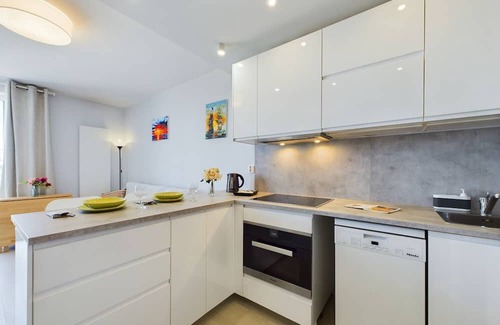 Pogorze Apartamento | Apartment With Parking Gdynia by Renters