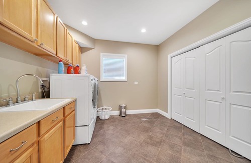 Plato Center Casa | Spacious 5BR Family-Friendly Oasis w/ Hot Tub