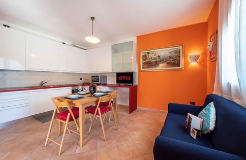S'Iscala Apartamento | Villa with Patio, Private Entrance and Garden, 5 minutes from the sea