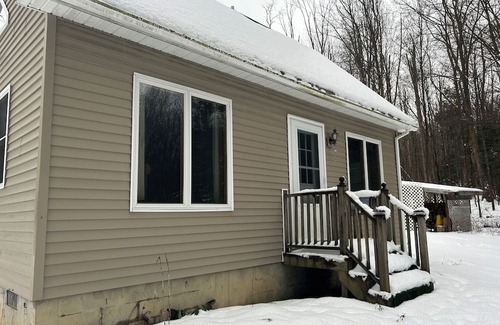 Ashville Cabina | Cozy Cabin close to Lake!