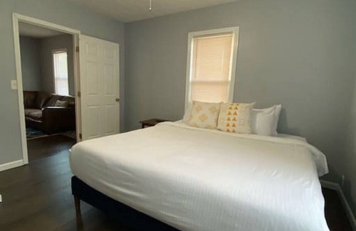 Kettering Casa | Friends & Family Oakwood-Kettering, UD Home 2Bd2Ba