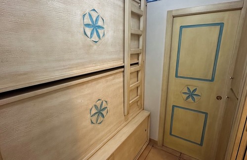 Portisco Apartamento | Vrbo Property