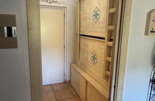 Portisco Apartamento | Vrbo Property