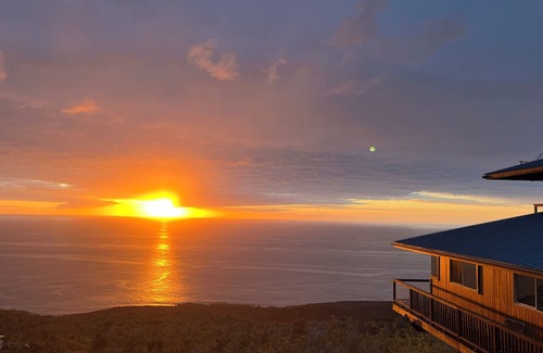 Captain Cook Casa | Serenity Hale on Kona Coast with spectacular ocean view