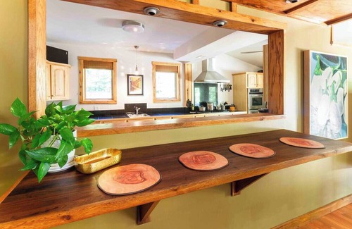 Pomona Cabina | This cabin is a 5 bedroom(s), 3 bathrooms, located in Pomona, IL.