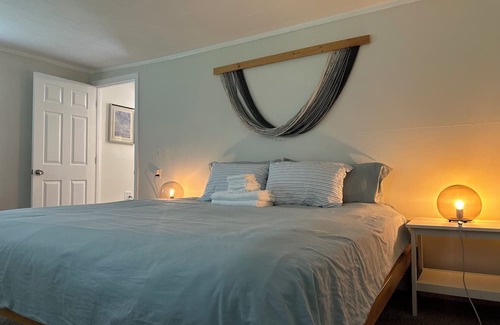 North Kingstown Cabaña | Charming Cottage near Wickford Village and Popular RI Beaches!