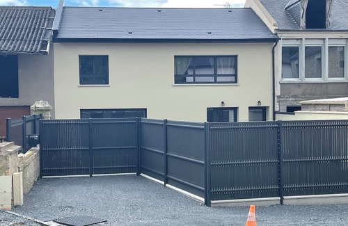Escoville Apartamento | L'appart Charmant Avec son Belle Espace Extérieur