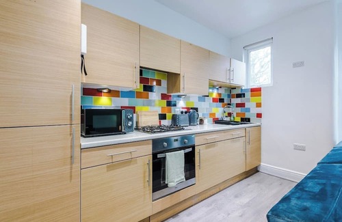 Rusholme Apartamento | Manchester 3 Bed with Parking!