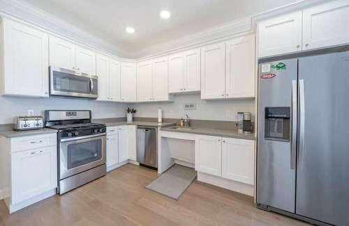 Townsend's Inlet Condominio | Townsend Inlet condo with ocean and bay view! Handicap accessible!