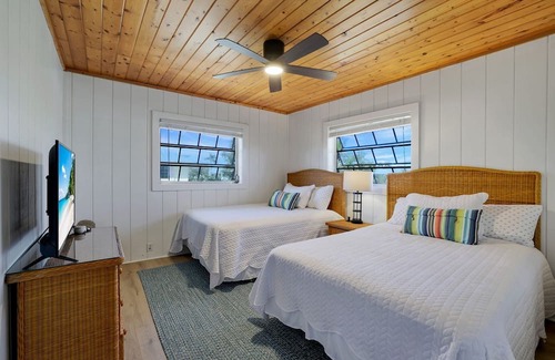 The Dunes Casa | Island Breeze Bungalow at The Dunes