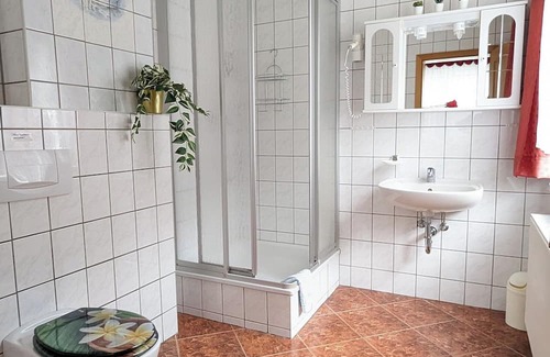 Fehrenbach Apartamento | Gästehaus Fehrenbacher Schweiz