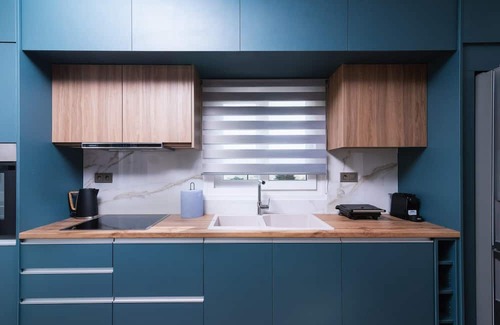 Mires Apartamento | Blue Apartment in the Hill