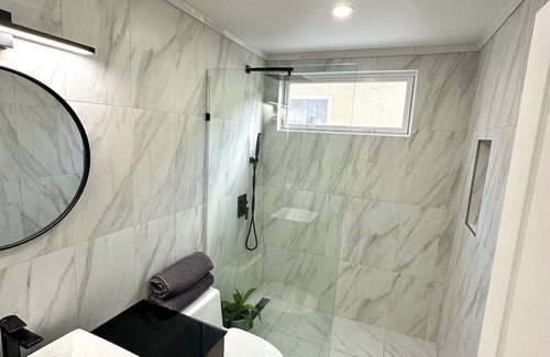 Lawndale Casa | Modern Luxe House Surf/Stay/Play PS5 Manhattan Beach/LAX