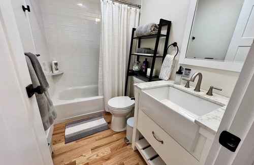 Kerhonkson Casa | Kerhonkson Oasis: Where Comfort Meets Nature- 3 Bdrm Close to Climbing!