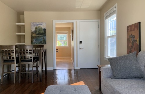 North Bend Apartamento | Modern 1 br over Downtown - Walkable - Fast WiFi