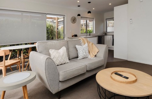 New Plymouth Casa | Cosy Hideaway On Pioneer