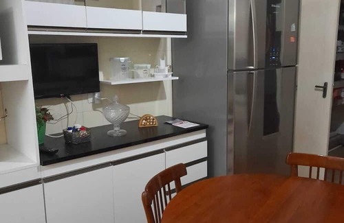 Jardim Mar e Ceu Casa | Casa Aconchego à 600m da Maior Praia do Guarujá