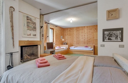 Santa Caterina Valfurva Apartamento | Apartment in Santa Caterina with 1 bedrooms sleeps 4