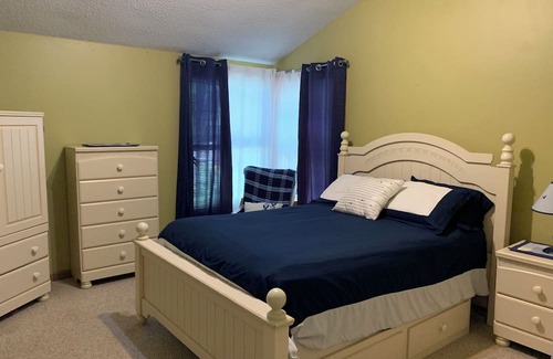 Sarnia Casa | Brights grove beach house