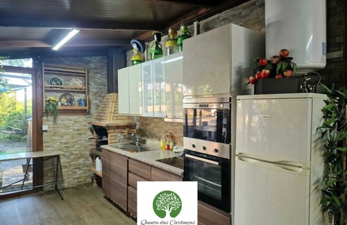Medelo Apartamento | Quinta das CarbonçasnnO lugar ideal para descansar a 2 minutos a pé da cidade
