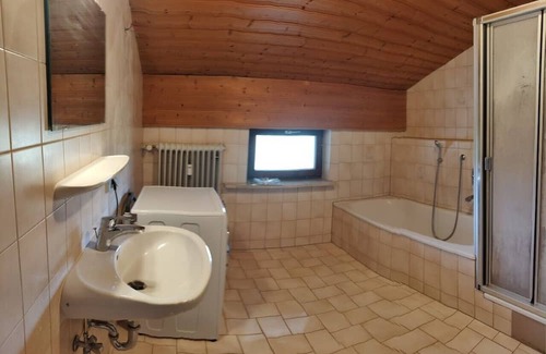 Berganger Apartamento | Ferienwohnung im Grünen mit Bergblick