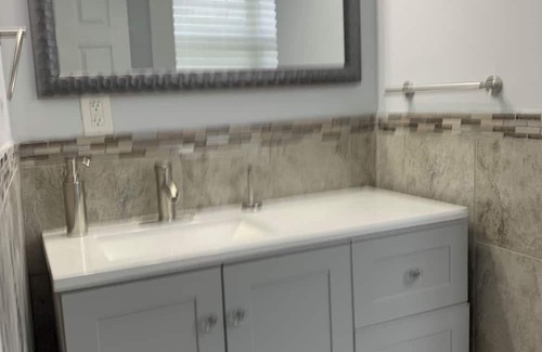 Academy - Sherman Park Casa | Urban Vivacious Family Oriented Home. 8 Minutes from Downtown St Louis!