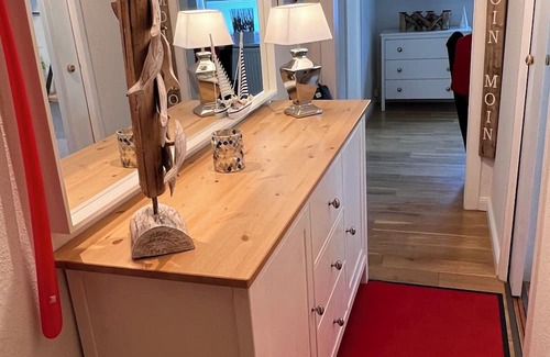 Bramow Apartamento | Gemütliches Apartment Nahe der Ostsee und Dennoch Citynah