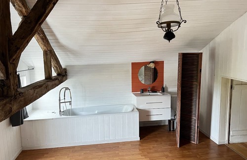 Doudrac Casa | Country Home 'Gite De Sainte Radegonde' with Private Pool and Air Conditioning