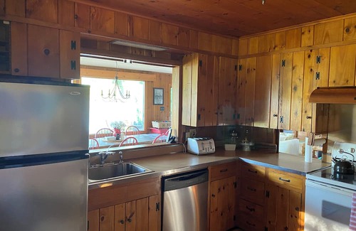 Cleverdale Casa | Lake George family retreat in prime location with private dock and swim area