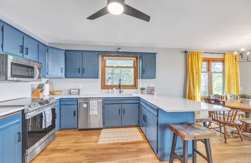 Alexandria Casa | Lake Escape