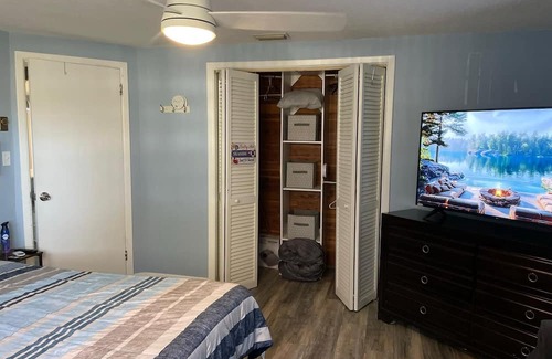 Lakewood Villas Casa | Minutes to Downtown & Beaches, Fully stocked with everything you could need!
